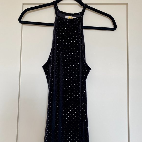 Privacy Please Velvet Gown Size XS - Picture 4 of 8